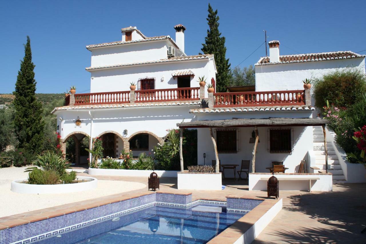 Boutique Bed & Breakfast Casa Utopia Alcaucín Екстериор снимка