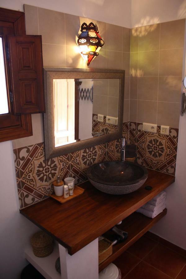 Boutique Bed & Breakfast Casa Utopia Alcaucín Екстериор снимка